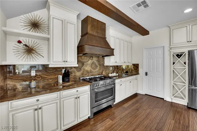 $1,400,000 | 8817 Tierra Hope Court, Las Vegas, NV 89143