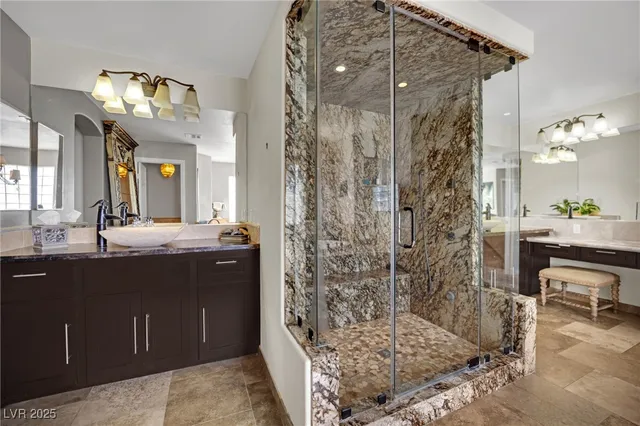 $1,400,000 | 8817 Tierra Hope Court, Las Vegas, NV 89143