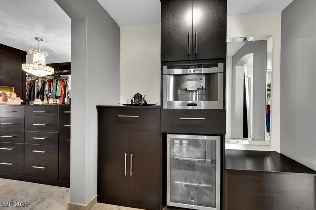 $1,350,000 | 8817 Tierra Hope Court, Las Vegas, NV 89143