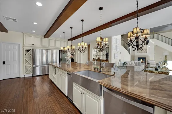 $1,350,000 | 8817 Tierra Hope Court, Las Vegas, NV 89143