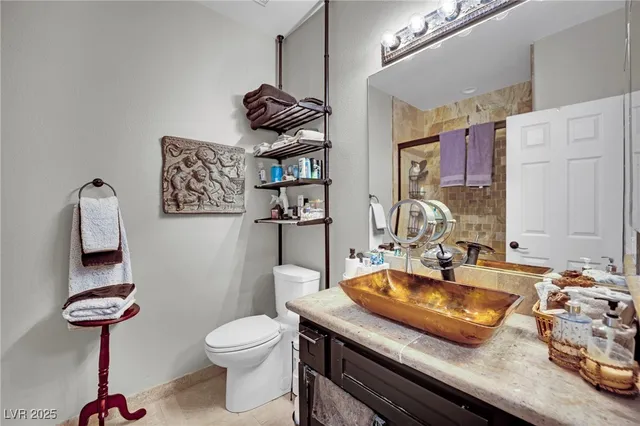 $1,350,000 | 8817 Tierra Hope Court, Las Vegas, NV 89143