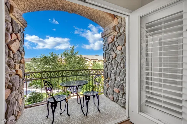 $1,400,000 | 8817 Tierra Hope Court, Las Vegas, NV 89143