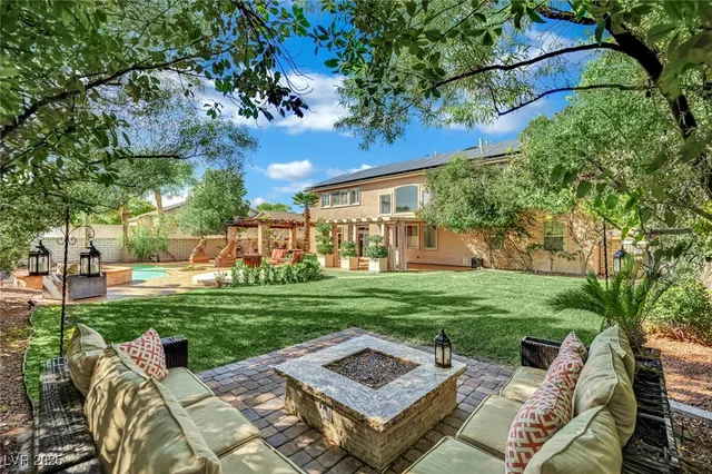 $1,400,000 | 8817 Tierra Hope Court, Las Vegas, NV 89143
