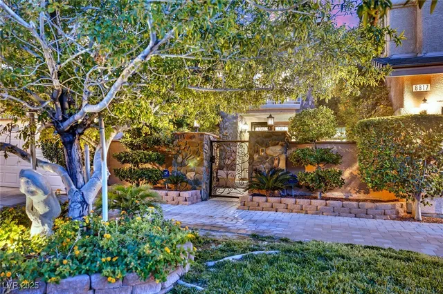 $1,350,000 | 8817 Tierra Hope Court, Las Vegas, NV 89143