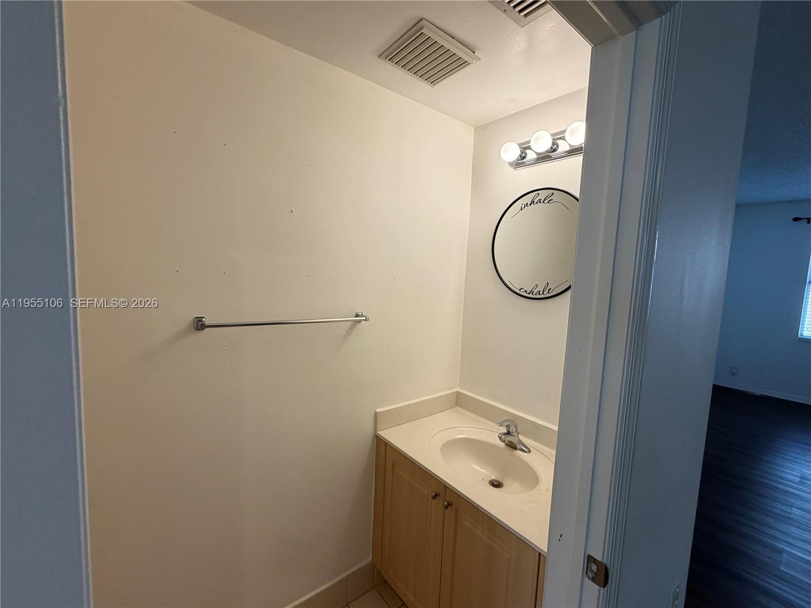4256 Northeast 9th Street Homestead, FL 33033 - Photo 11 of 51