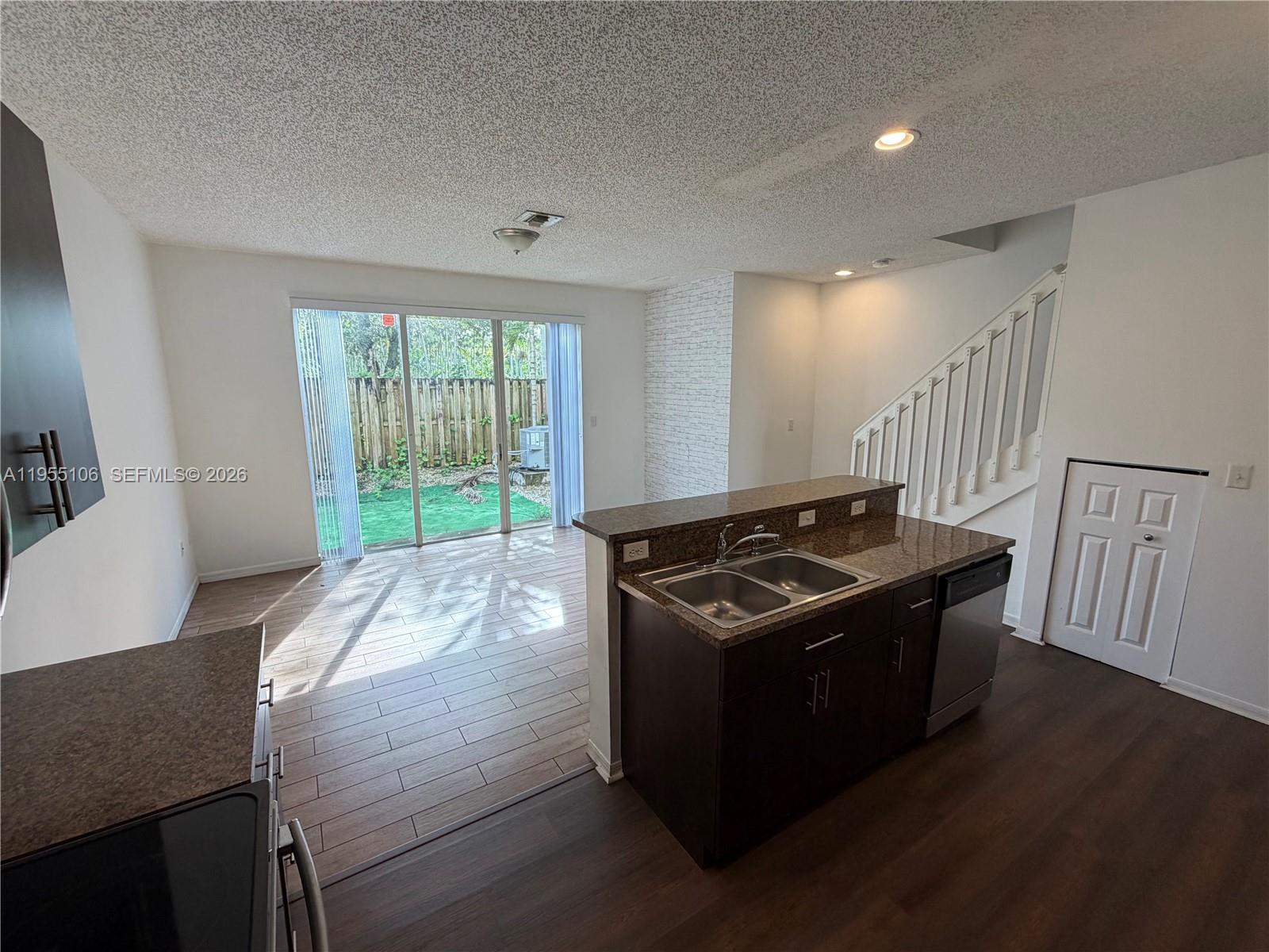 4256 Northeast 9th Street Homestead, FL 33033 - Photo 14 of 51