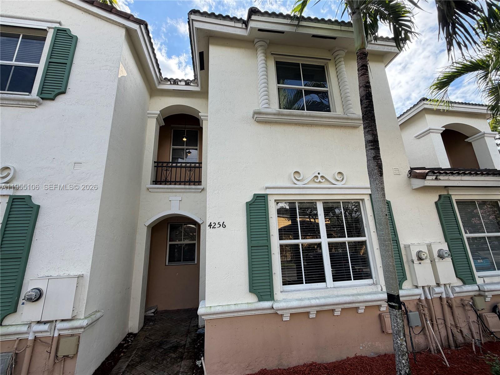 4256 Northeast 9th Street Homestead, FL 33033 - Photo 2 of 51