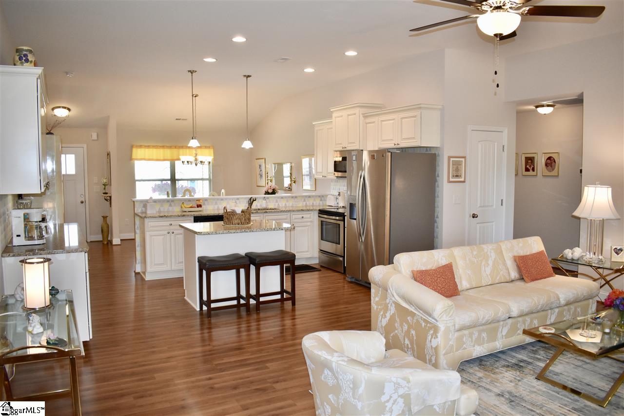 827 West Keepsake Lane Inman, SC 29349 - Photo 8 of 30