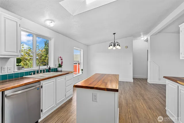 $409,950 | 9837 Highway 539, Lynden, WA 98264