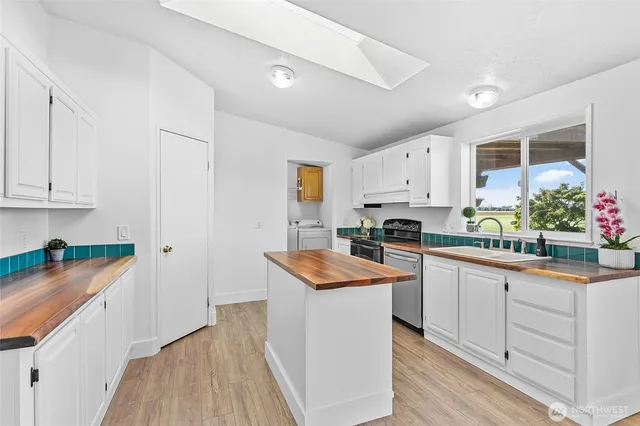 $409,950 | 9837 Highway 539, Lynden, WA 98264