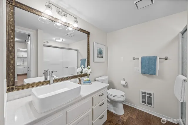 $339,500 | 4081 224th Lane Southeast, Unit 210, Issaquah, WA 98029