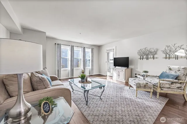 $339,500 | 4081 224th Lane Southeast, Unit 210, Issaquah, WA 98029