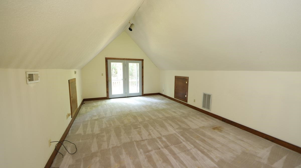 10211 East Roadstead Way Raleigh, NC 27613 - Photo 7 of 17 Loft