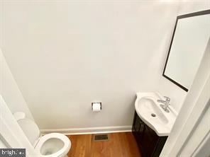 524 Roxboro Place Northwest Washington, DC 20011 - Photo 10 of 16