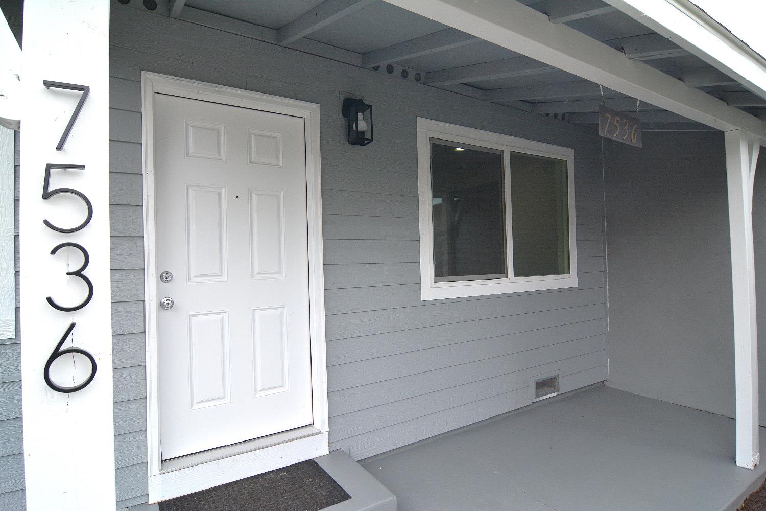 7536 Cosgrove Way Sacramento, CA 95822 - Photo 7 of 22 a view of front door of house