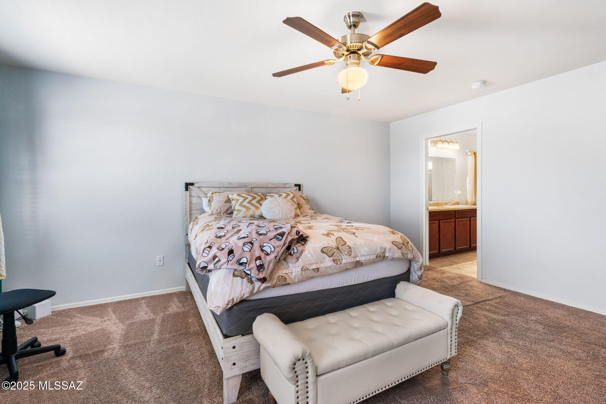 6522 East Brushback Loop Tucson, AZ 85756 - Photo 20 of 47 Primary Bedroom