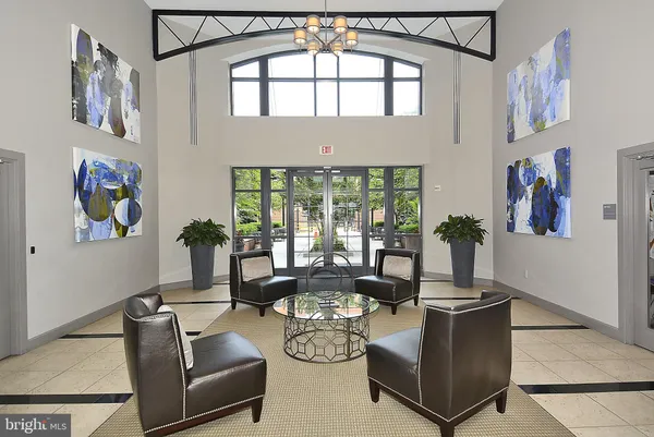 $3,650 | 1021 North Garfield Street, Unit 438, Arlington, VA 22201