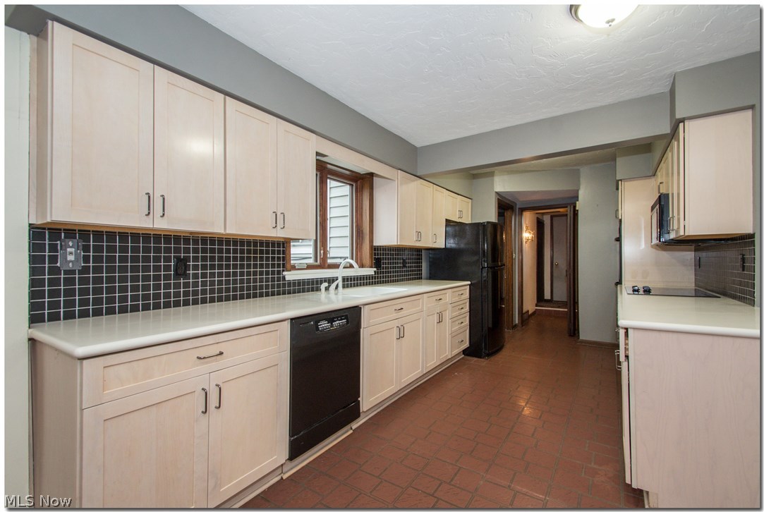2660 Edgehill Road Cleveland, OH 44106 - Photo 24 of 35 Gallery Image 24