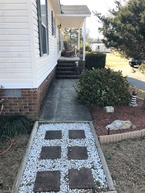 4517 Burch Bridge Road Burlington, NC 27217 - Photo 4 of 18 Gallery Image 4
