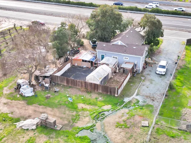 $779,000 | 20388 Highway 99, Acampo, CA 95220