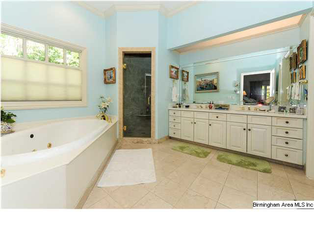 2 Country Club Terrace, Unit 2 Birmingham, AL 35213 - Photo 16 of 28