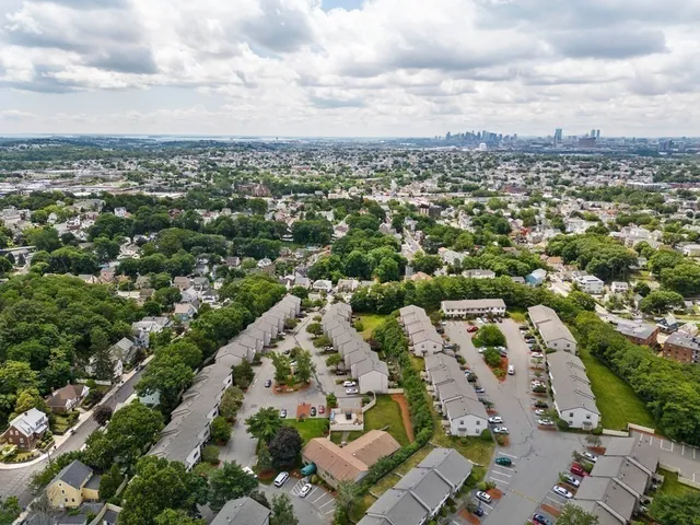 $3,200 | 46 Crestview Drive, Unit 46, Malden, MA 02148