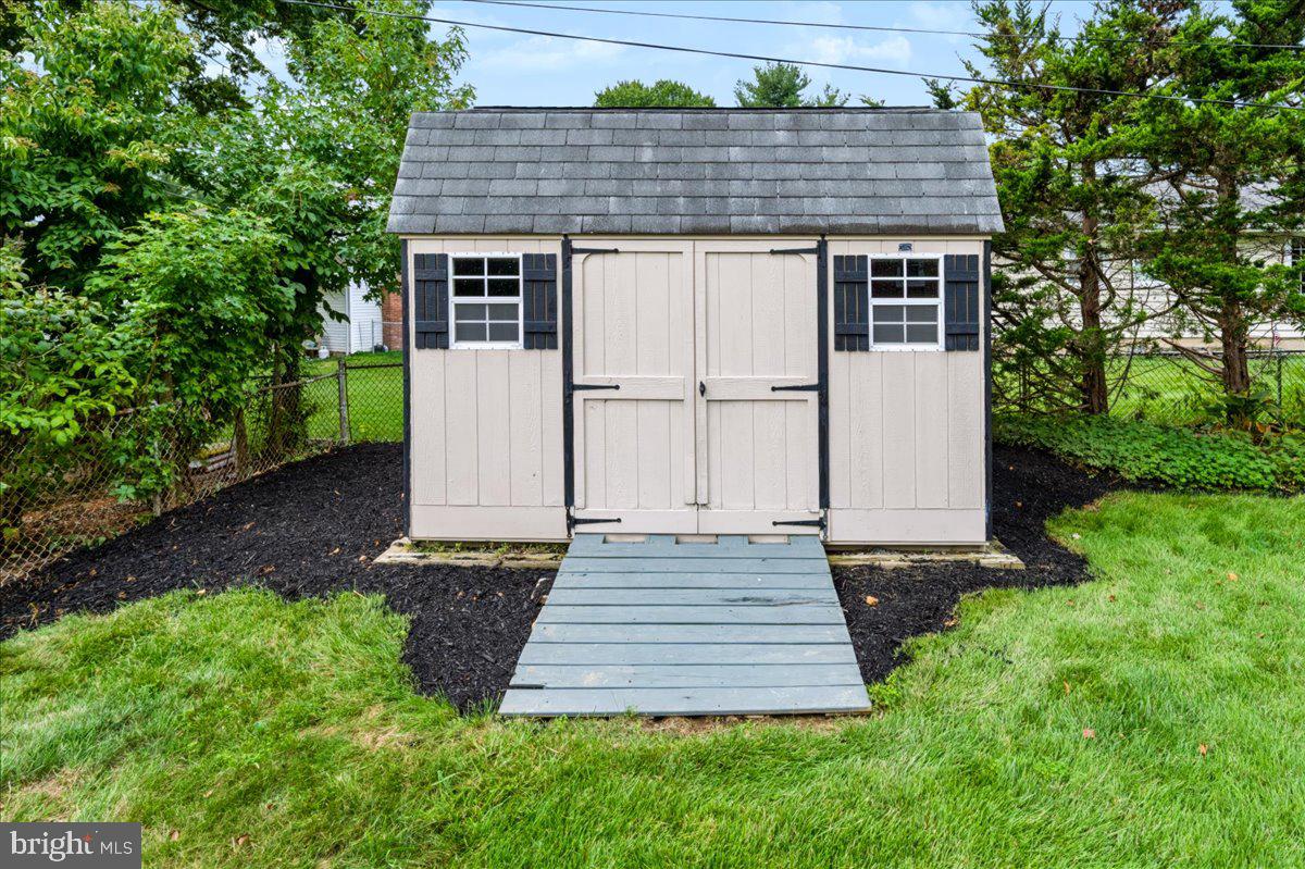 22 West Dale Road Wilmington, DE 19810 - Photo 28 of 35 Storage shed