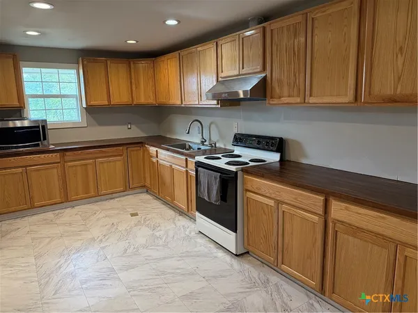 $139,900 | 2312 Tibiletti Drive, Victoria, TX 77901