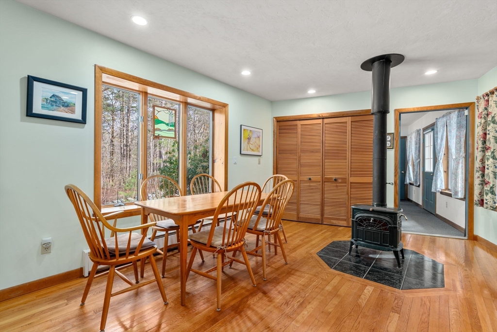 189 Spring Street Hopkinton, MA 01748 - Photo 5 of 28 Gallery Image 5
