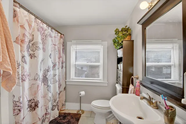 $149,900 | 907 Sixth Street, Jackson, MI 49203