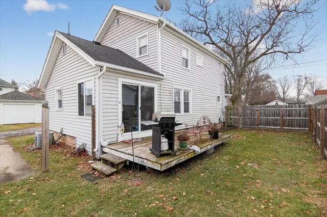 $149,900 | 907 Sixth Street, Jackson, MI 49203