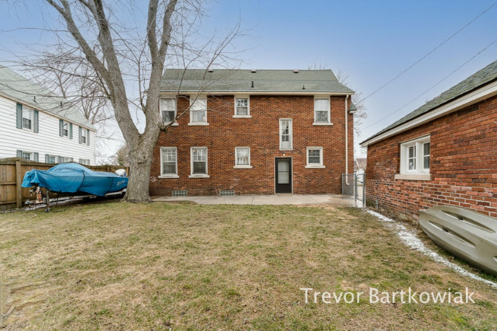 1177 Cornell Road Muskegon, MI 49441 - Photo 7 of 43 1177Cornell06Lores