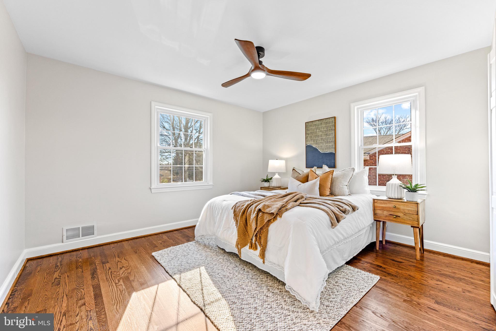 1707 Republic Road Silver Spring, MD 20902 - Photo 12 of 59 Primary bedroom