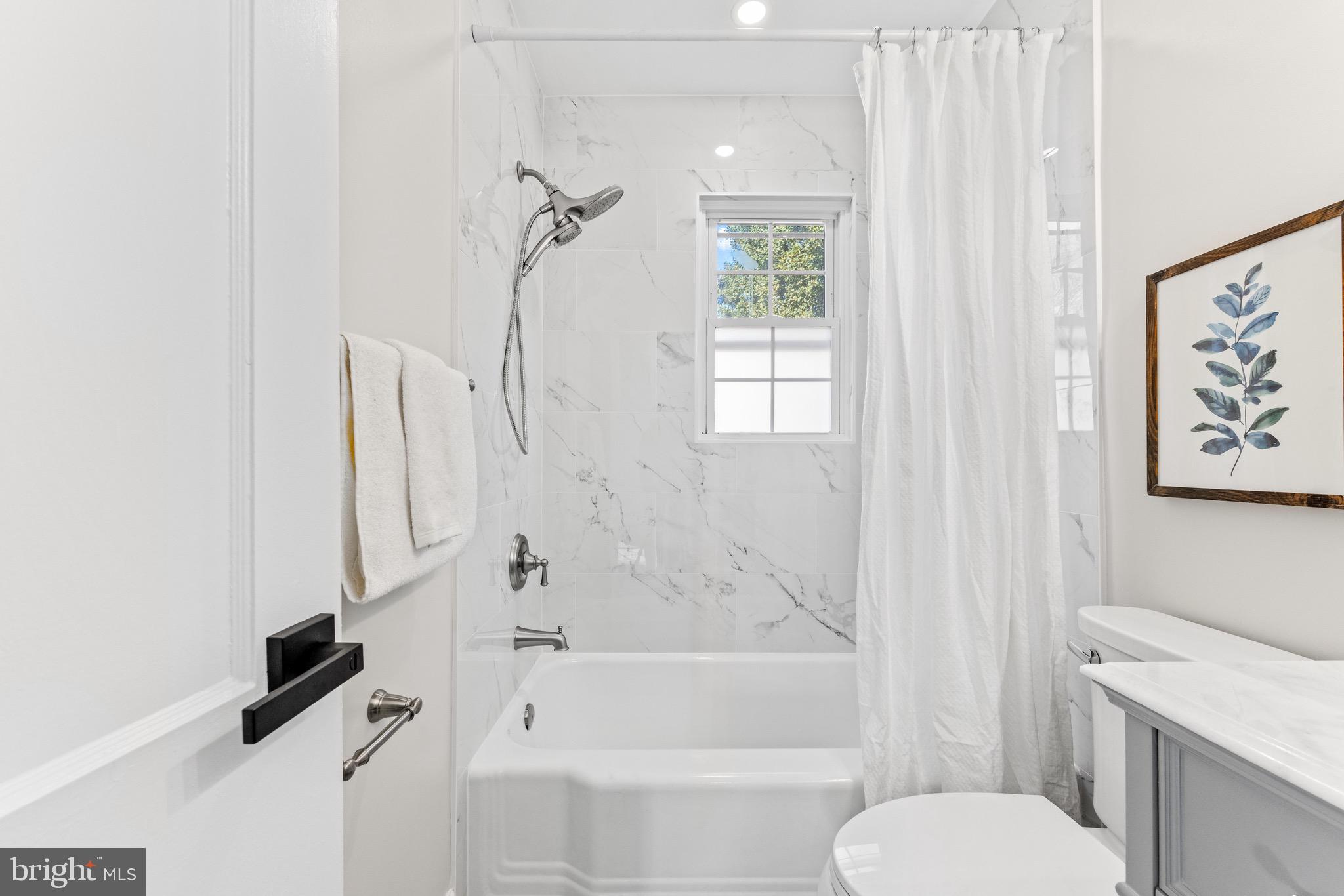 1707 Republic Road Silver Spring, MD 20902 - Photo 20 of 59 Upstairs full bath