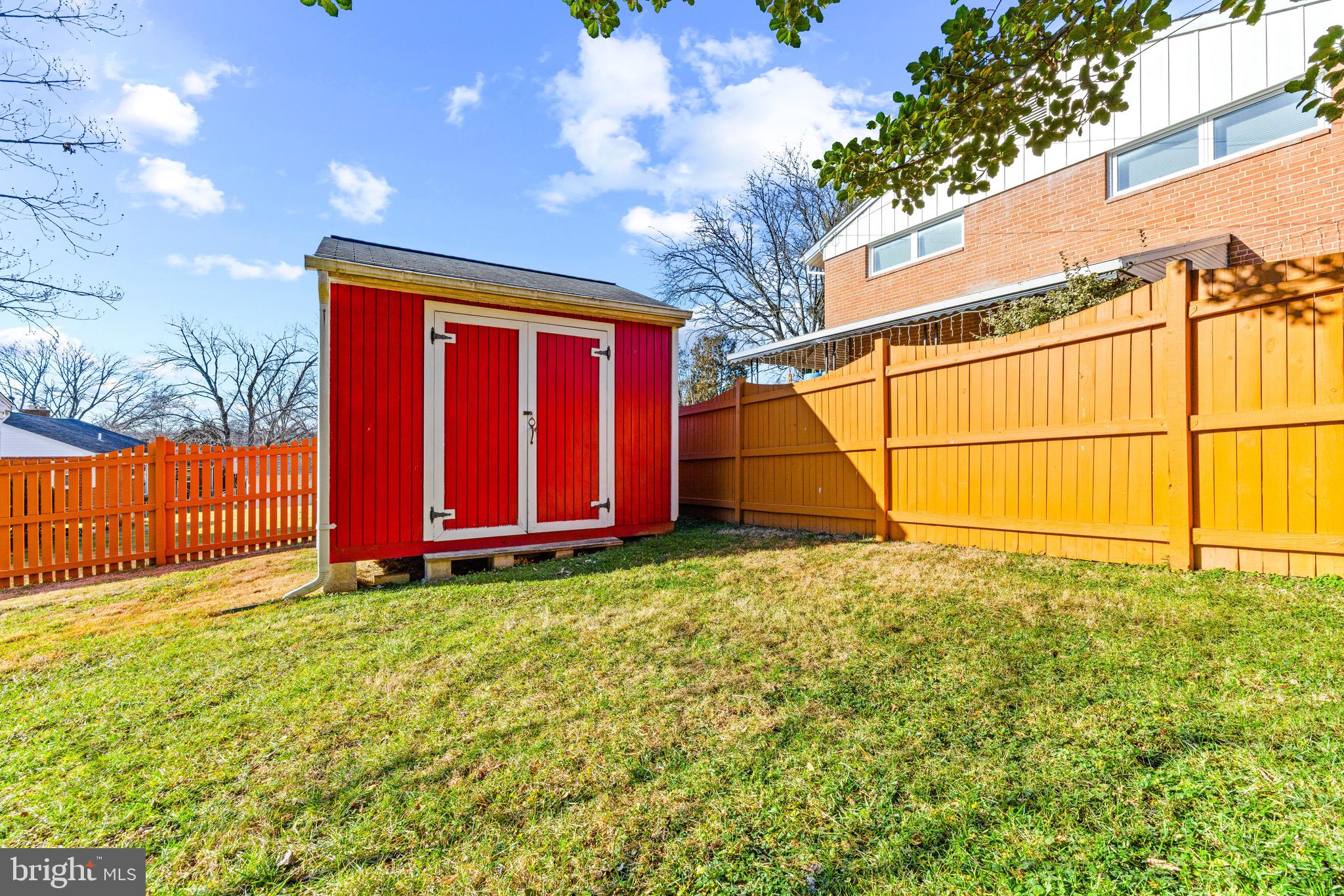 1707 Republic Road Silver Spring, MD 20902 - Photo 39 of 59 Large shed