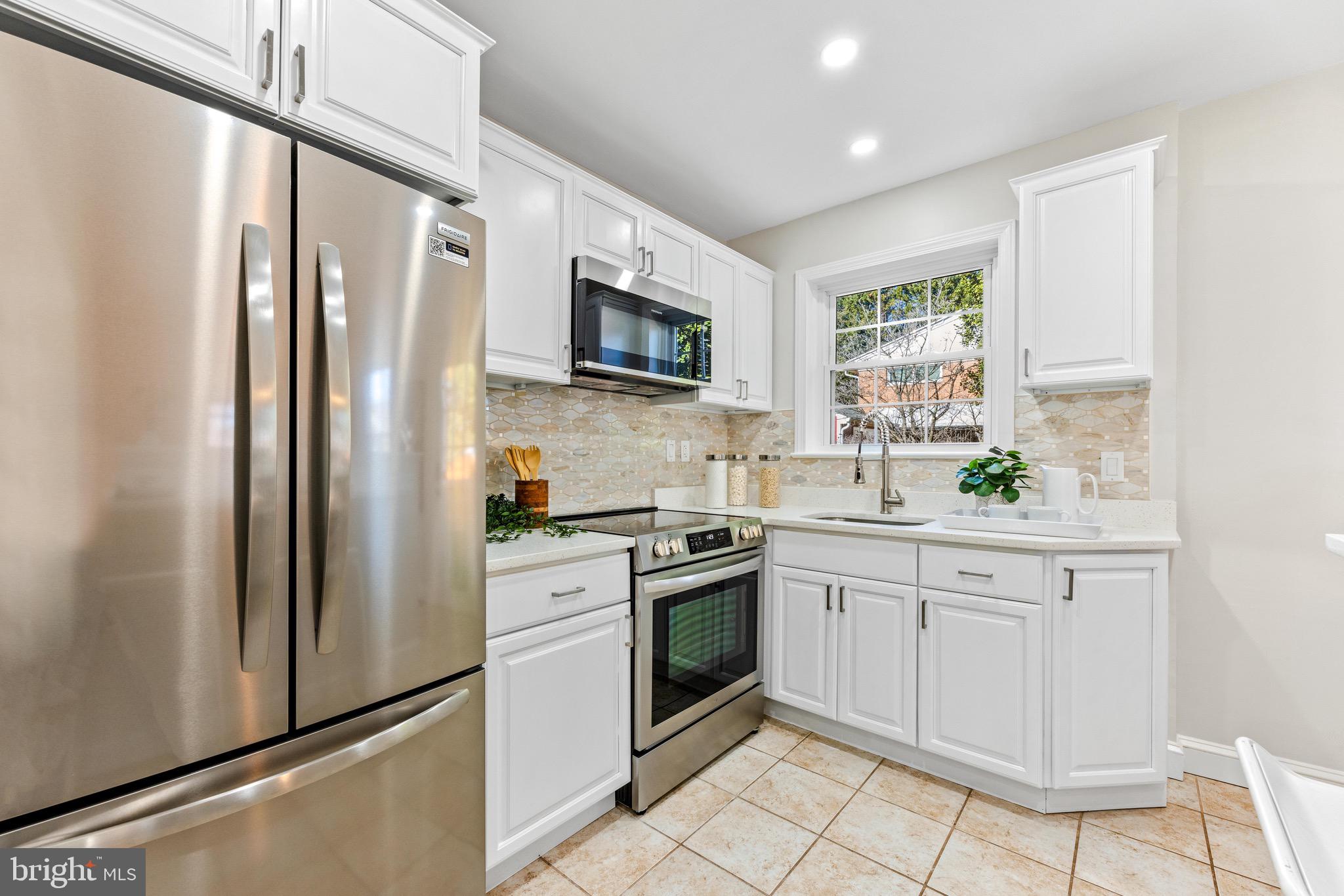 1707 Republic Road Silver Spring, MD 20902 - Photo 6 of 59 Kitchen