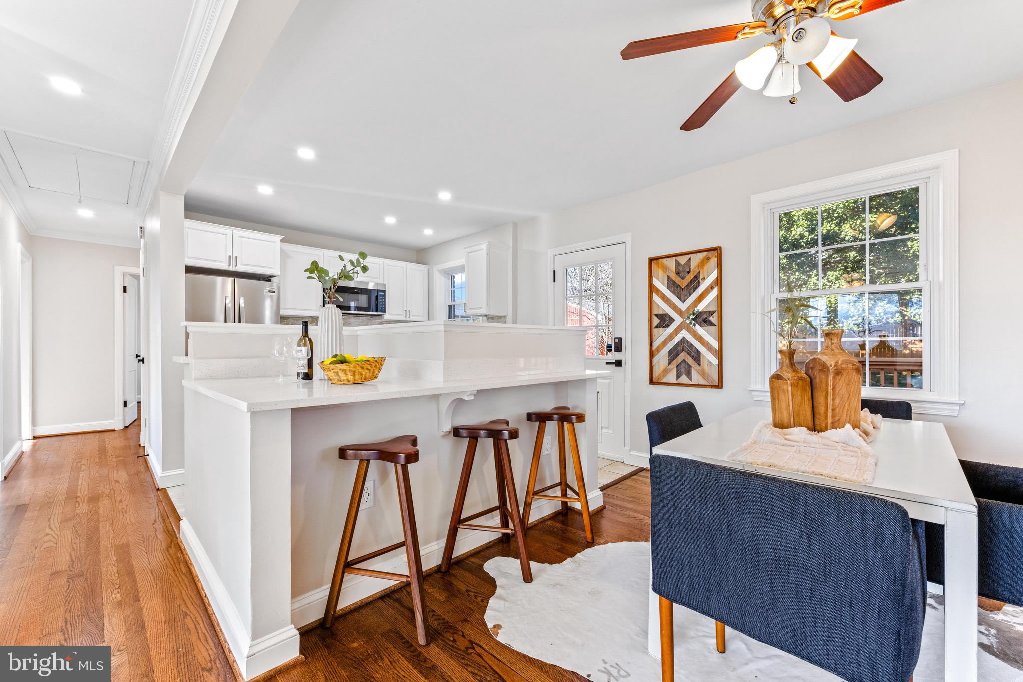 1707 Republic Road Silver Spring, MD 20902 - Photo 10 of 59 Dining room
