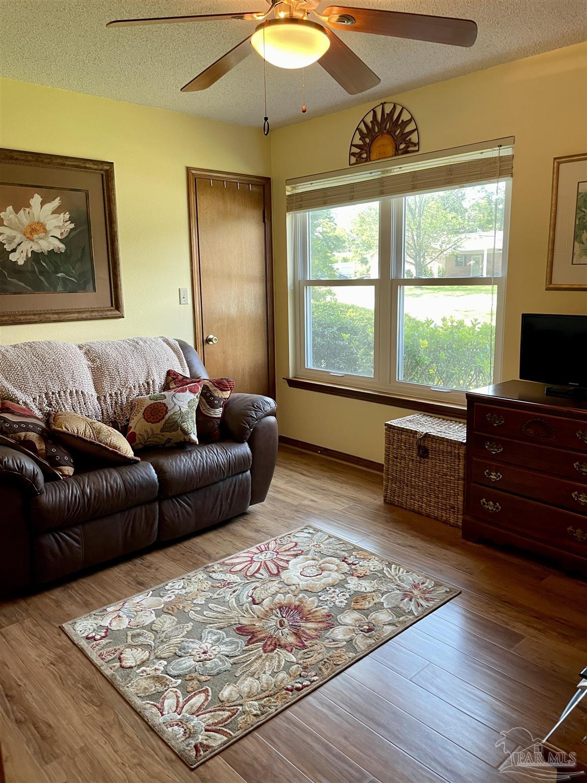 4937 Jennifer Lane Pace, FL 32571 - Photo 16 of 50