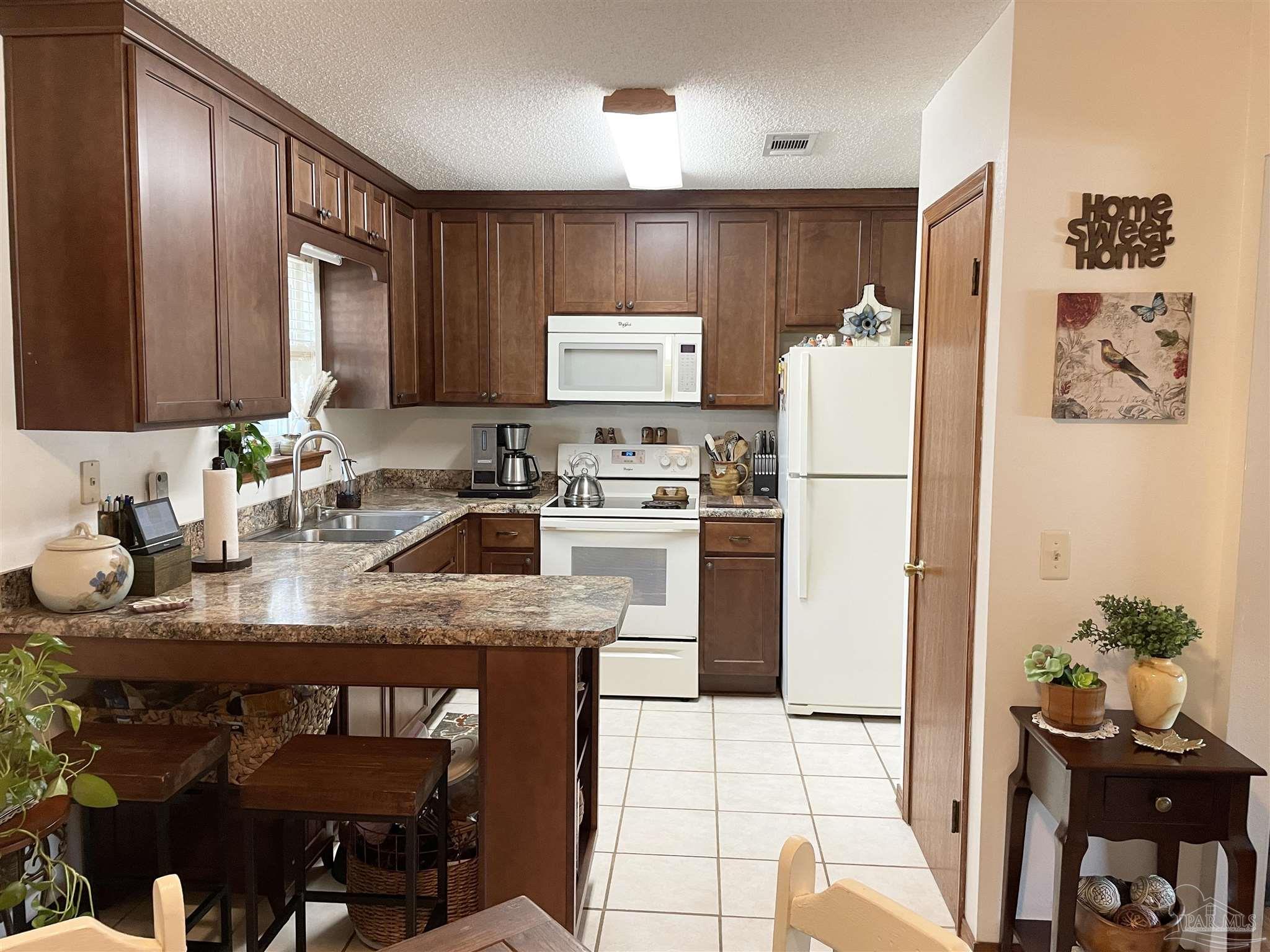 4937 Jennifer Lane Pace, FL 32571 - Photo 10 of 50