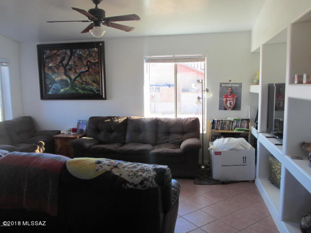 1394 Calle Tepic Rio Rico, AZ 85648 - Photo 7 of 32 Gallery Image 7