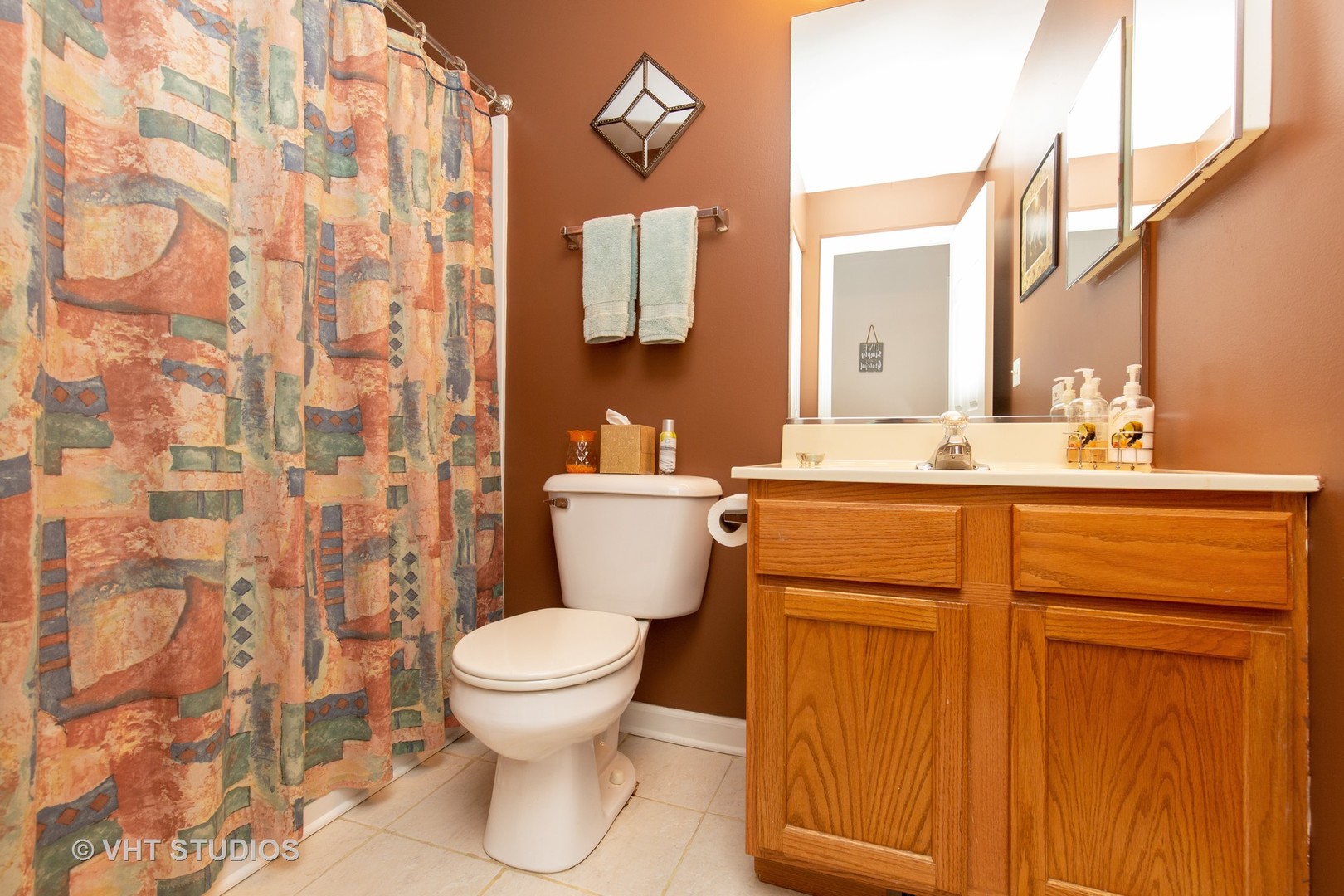 408 Woodview Circle, Unit B Elgin, IL 60120 - Photo 9 of 11