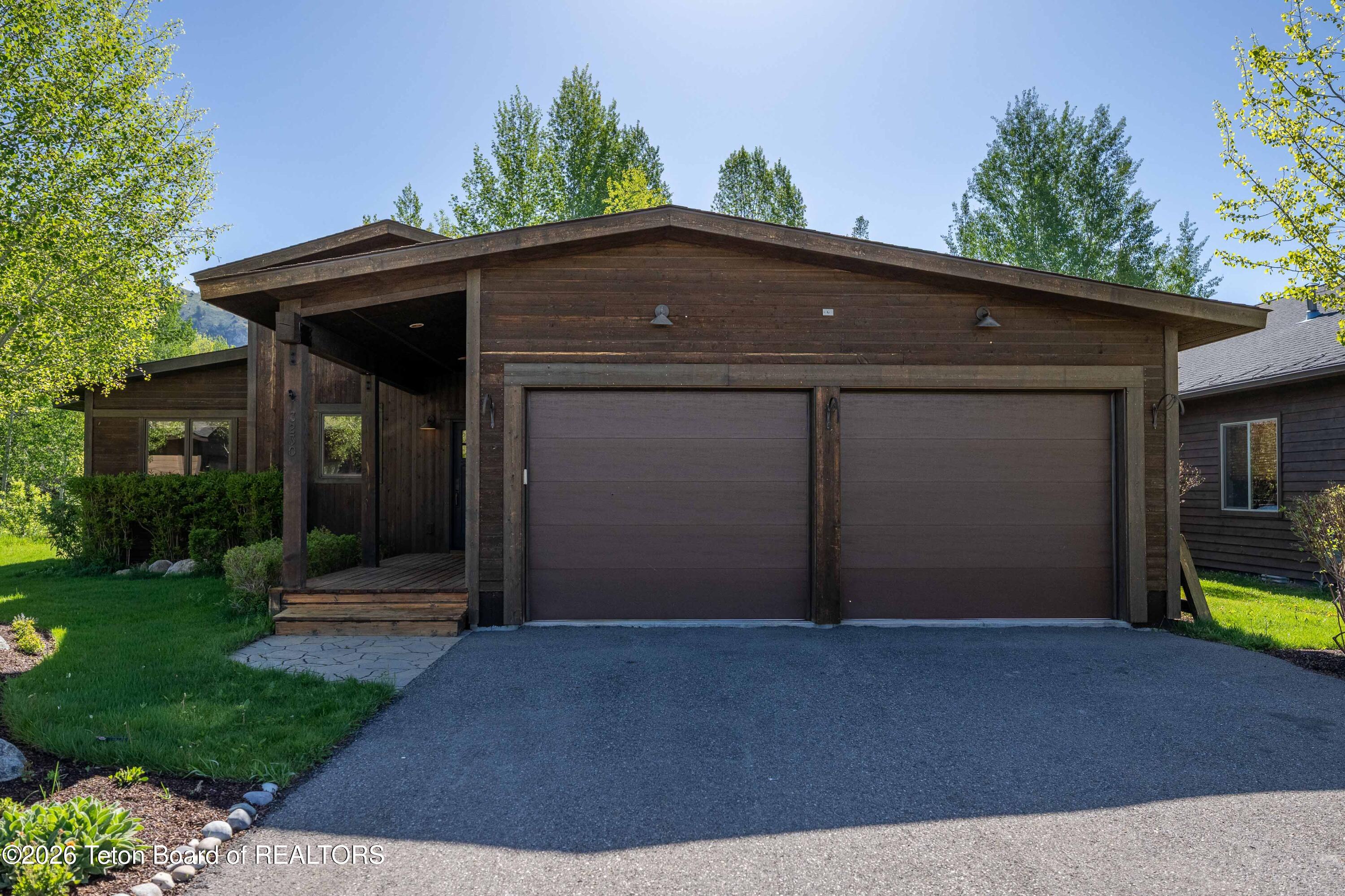 3230 West King Eider Road Jackson, WY 83001 - Photo 1 of 24 MLS_3230KingEider_JGPhoto-1