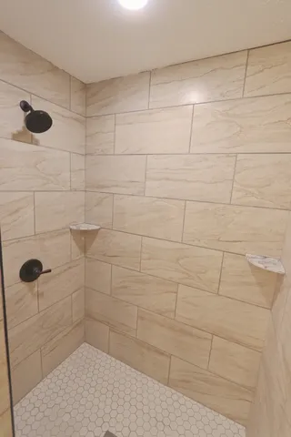 $369,900 | 220 Peytons Creek Road, Carthage, TN 37030