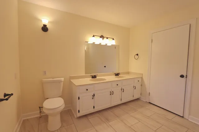 $369,900 | 220 Peytons Creek Road, Carthage, TN 37030