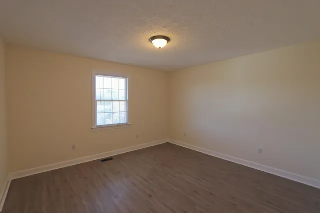 $369,900 | 220 Peytons Creek Road, Carthage, TN 37030