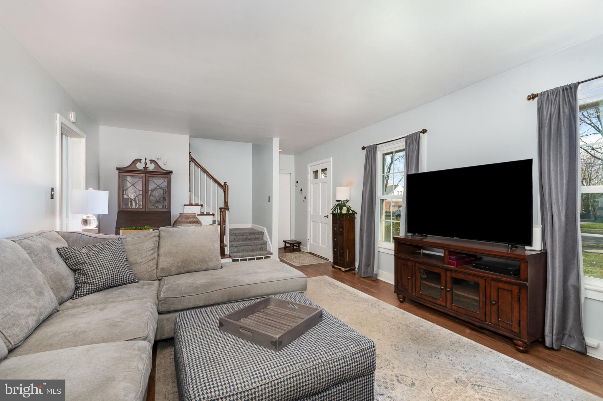 412 Appletree Road Camp Hill, PA 17011 - Photo 4 of 34 Gallery Image 4