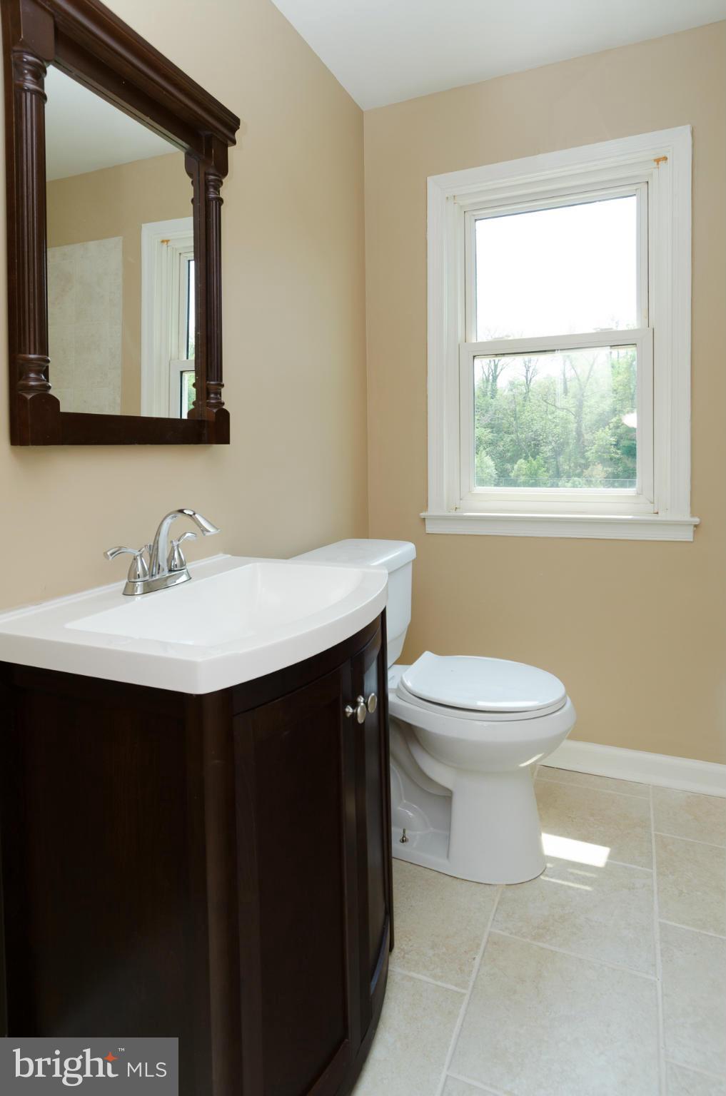 387 Marydell Road Baltimore, MD 21229 - Photo 12 of 27 Bath