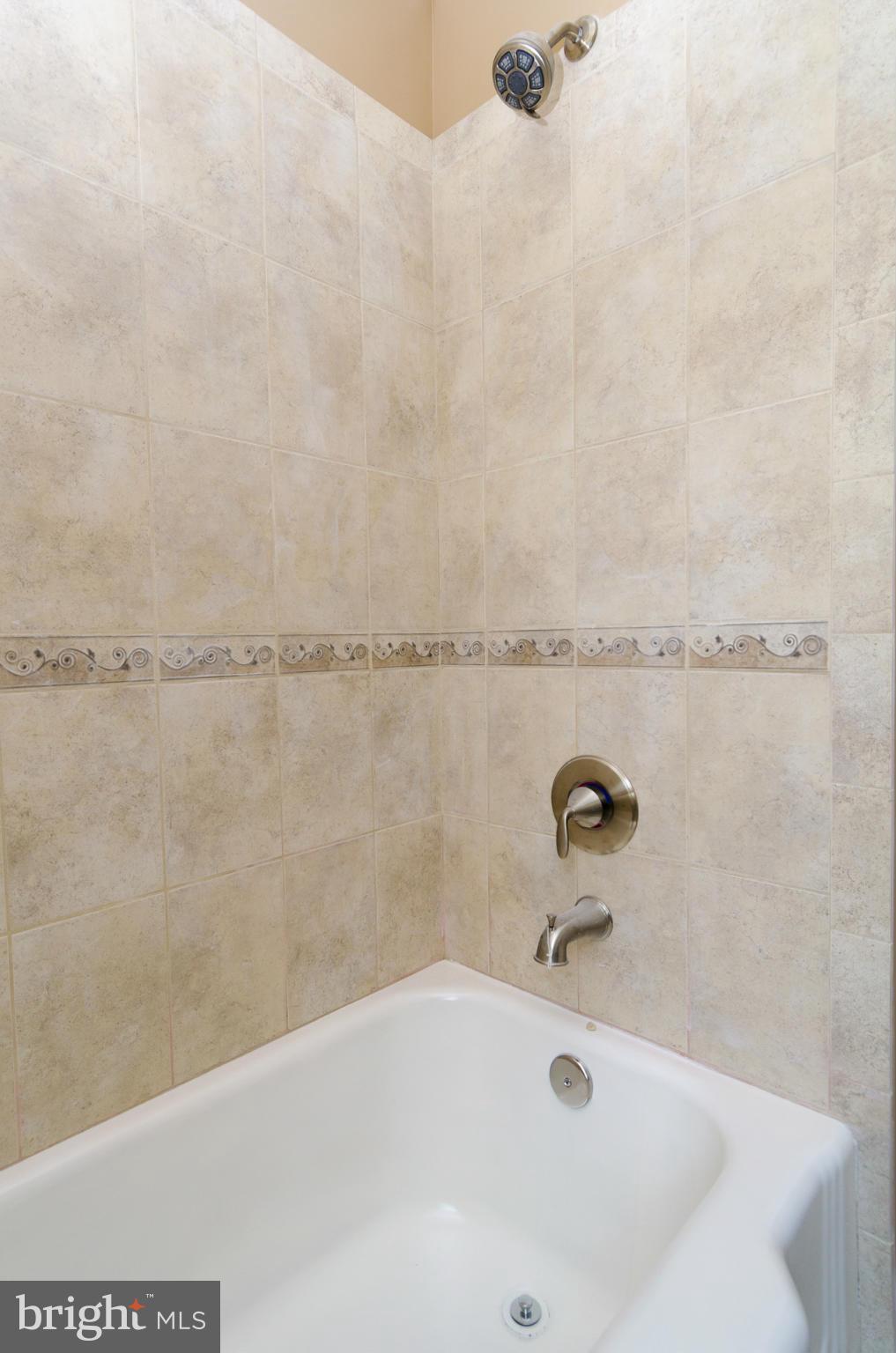 387 Marydell Road Baltimore, MD 21229 - Photo 13 of 27 Bath