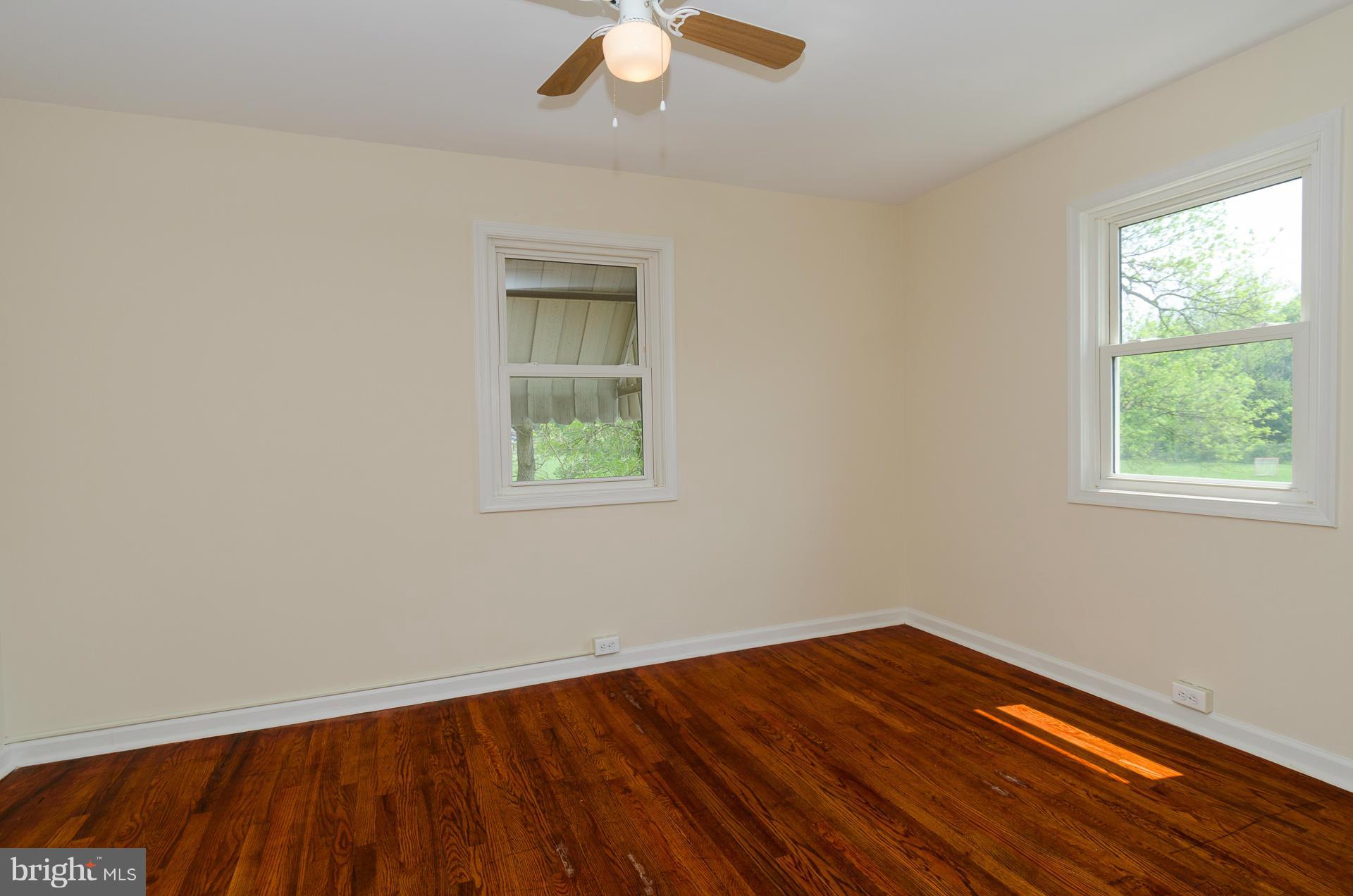 387 Marydell Road Baltimore, MD 21229 - Photo 14 of 27 Bedroom