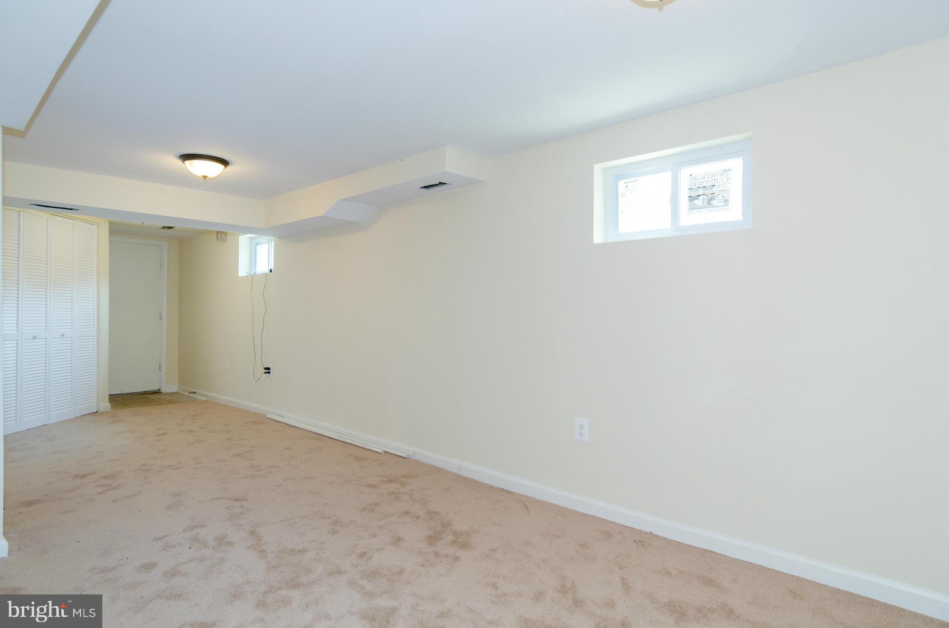 387 Marydell Road Baltimore, MD 21229 - Photo 18 of 27 Bedroom